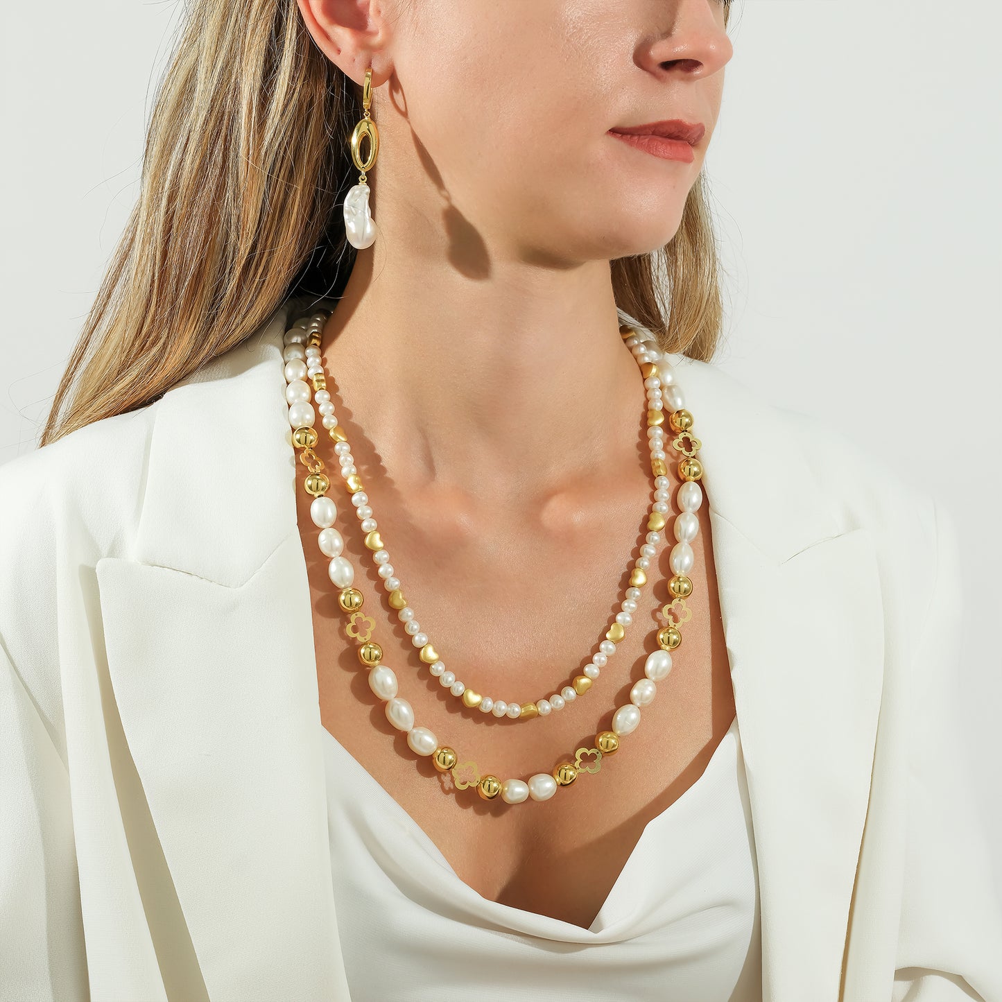Mila Pearl Necklace