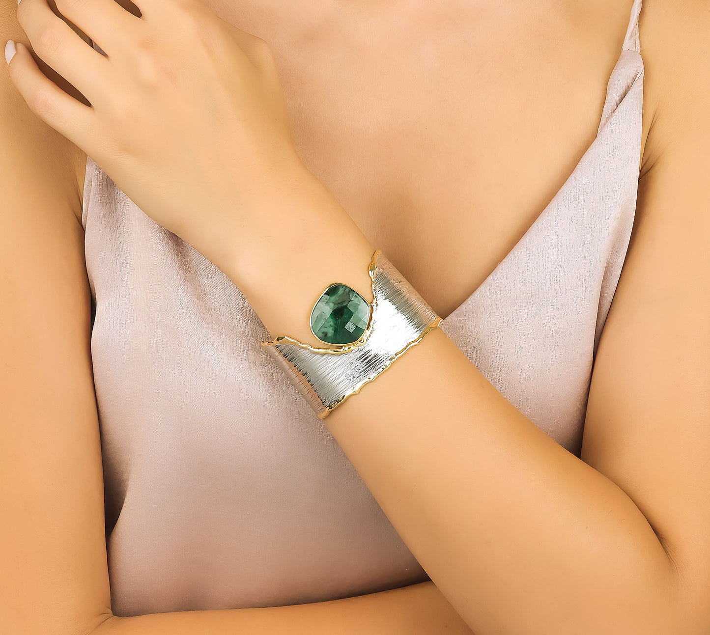 Solo Emerald Bracelet