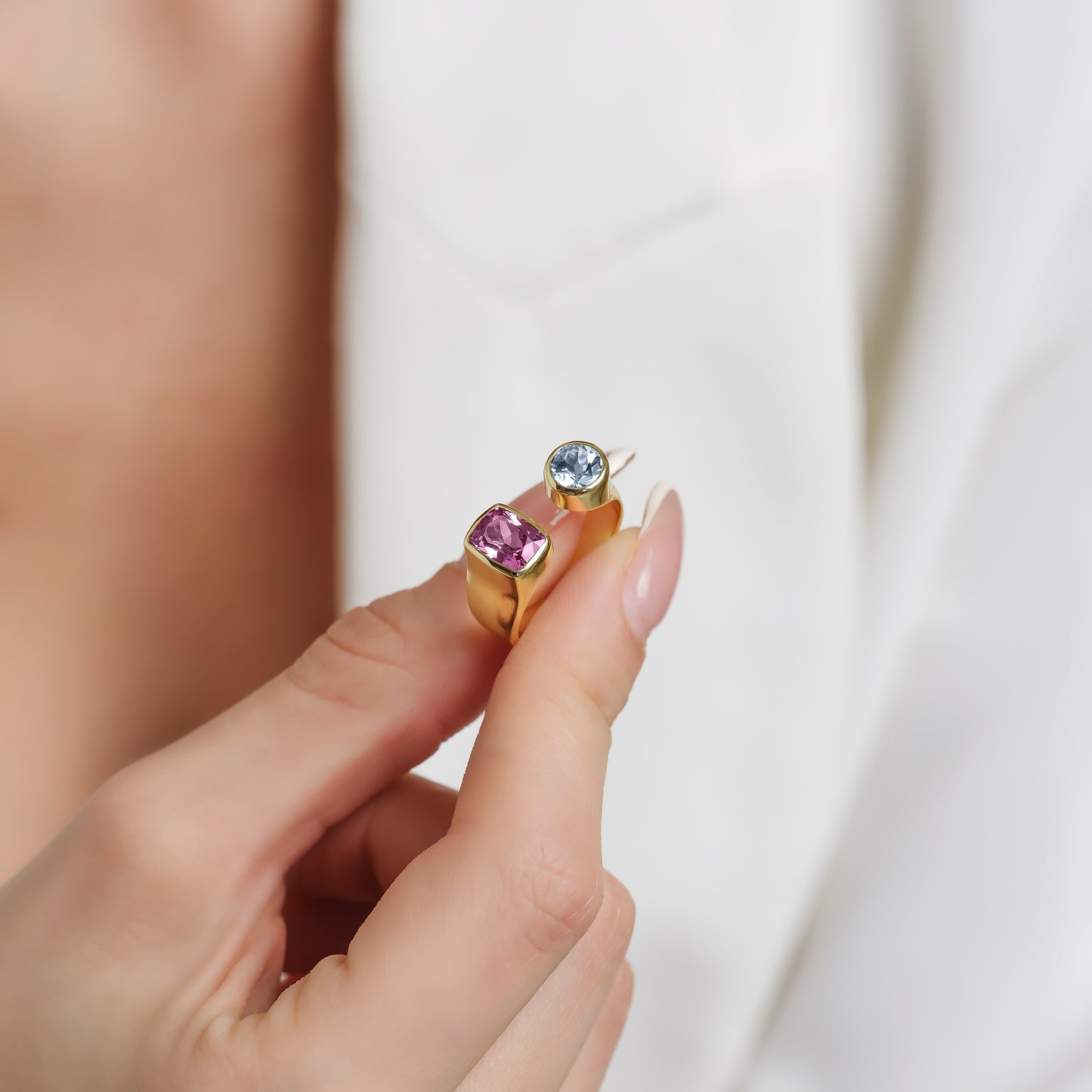 Toi eT Moi, two gems ring.