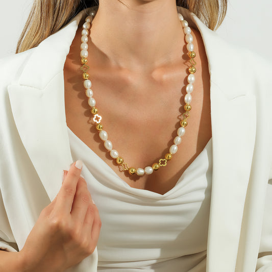 Mila Pearl Necklace